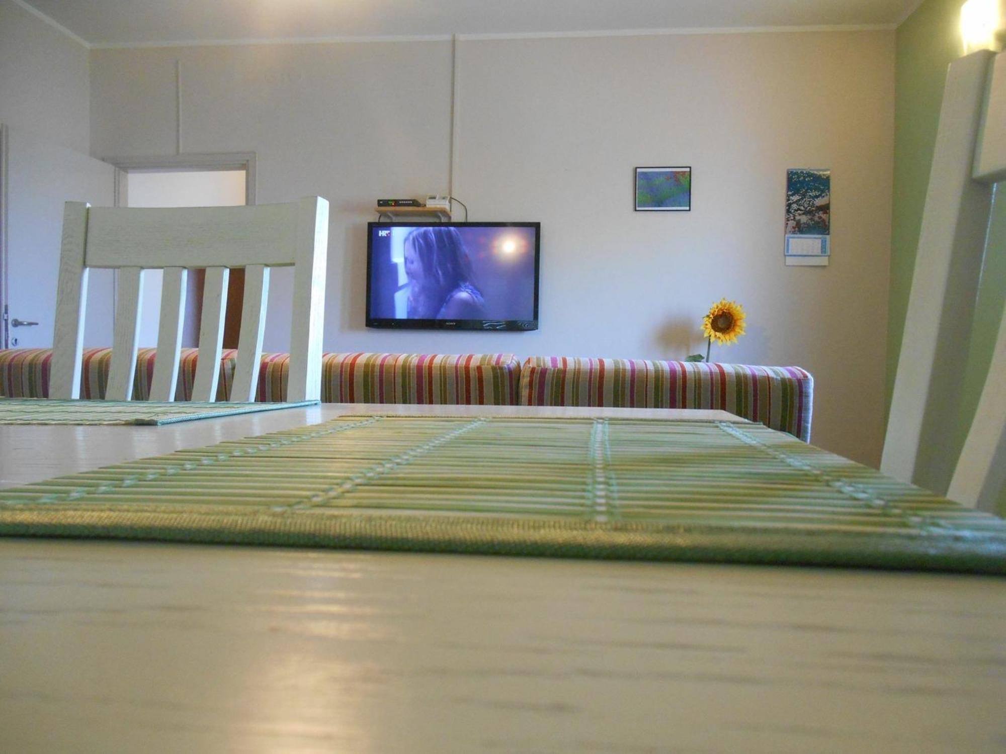 Apartments Jerkin Tribalj Cameră foto