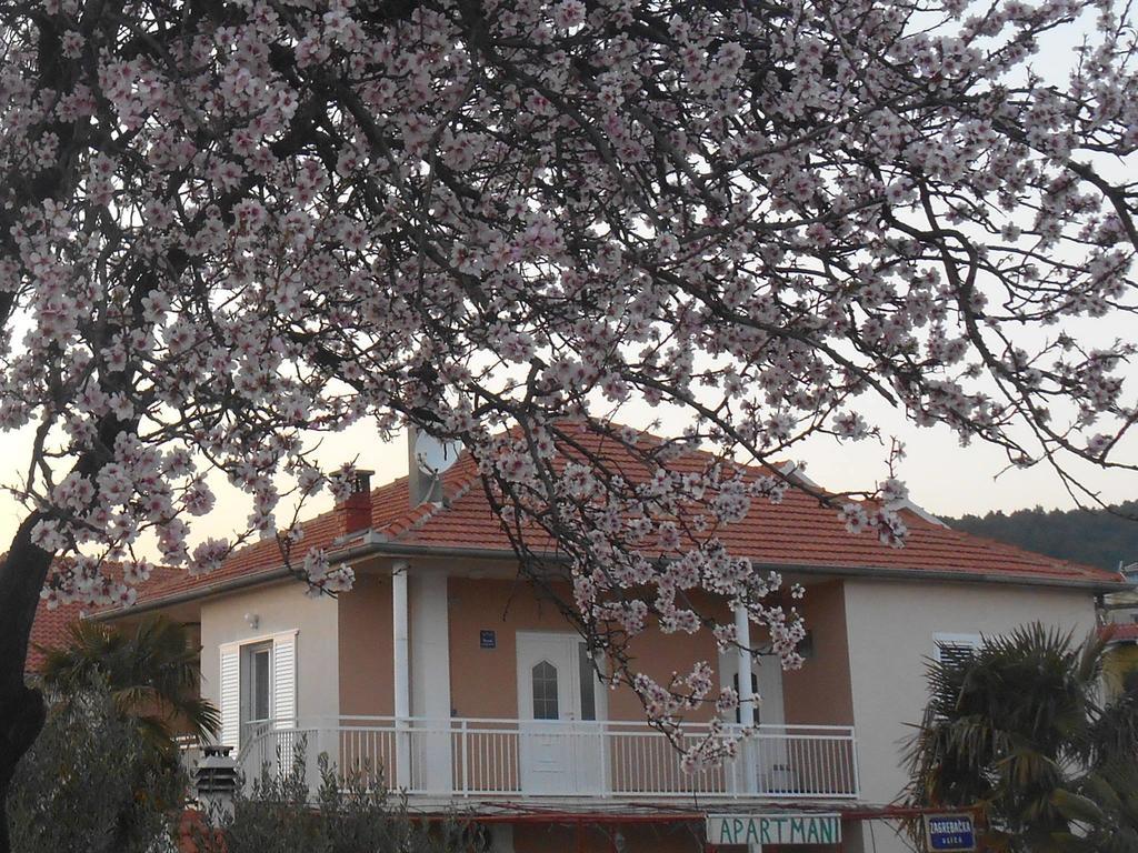 Apartments Jerkin Tribalj Exterior foto