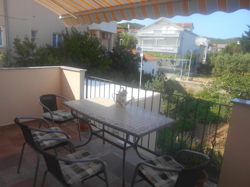 Apartments Jerkin Tribalj Exterior foto